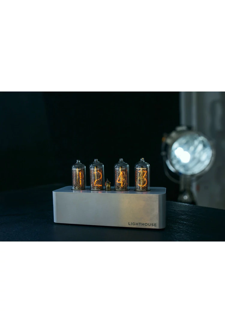 Часы на газоразрядных лампах Lighthouse 1.0 Steel
