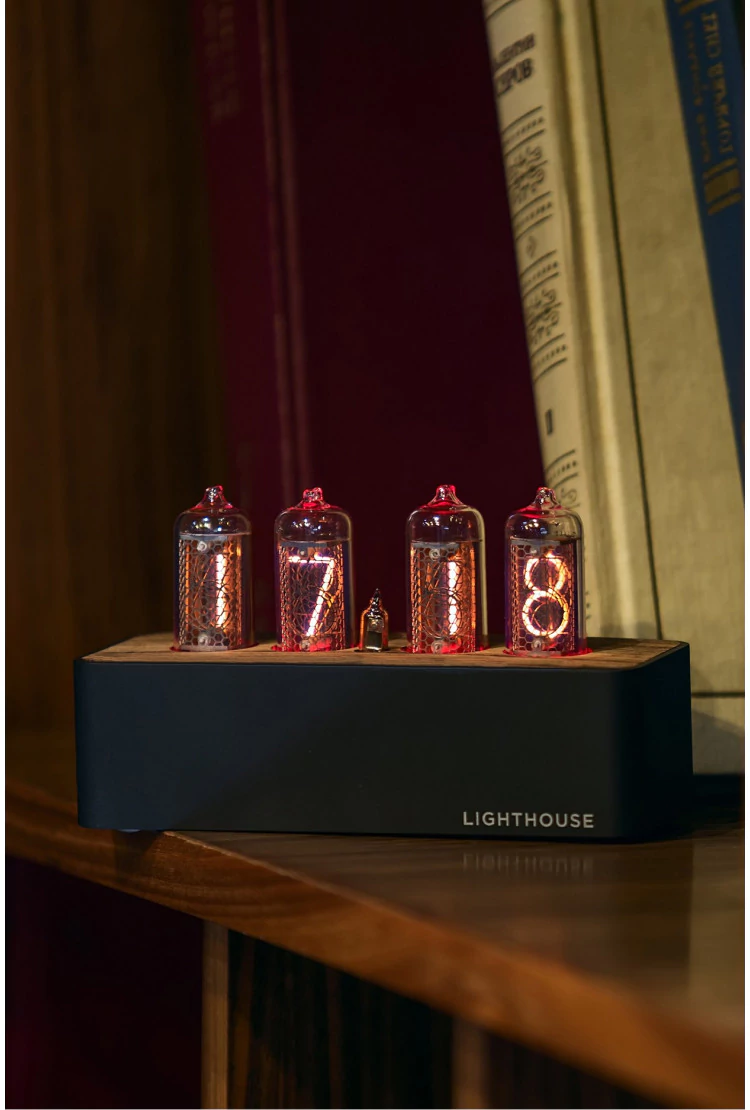 Ламповые часы Lighthouse 1.1 Black